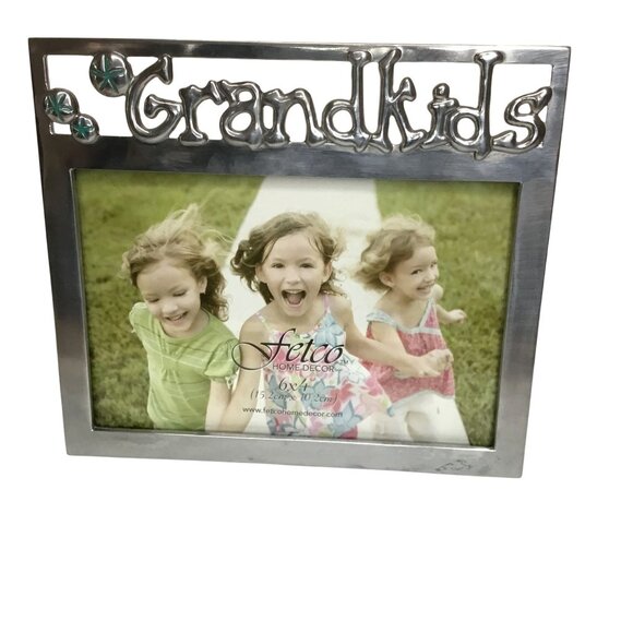 FETCO Grandkids Picture Frame 6"x4" Silver Metal Word Art Family Photo Gift NIB - Picture 1 of 7